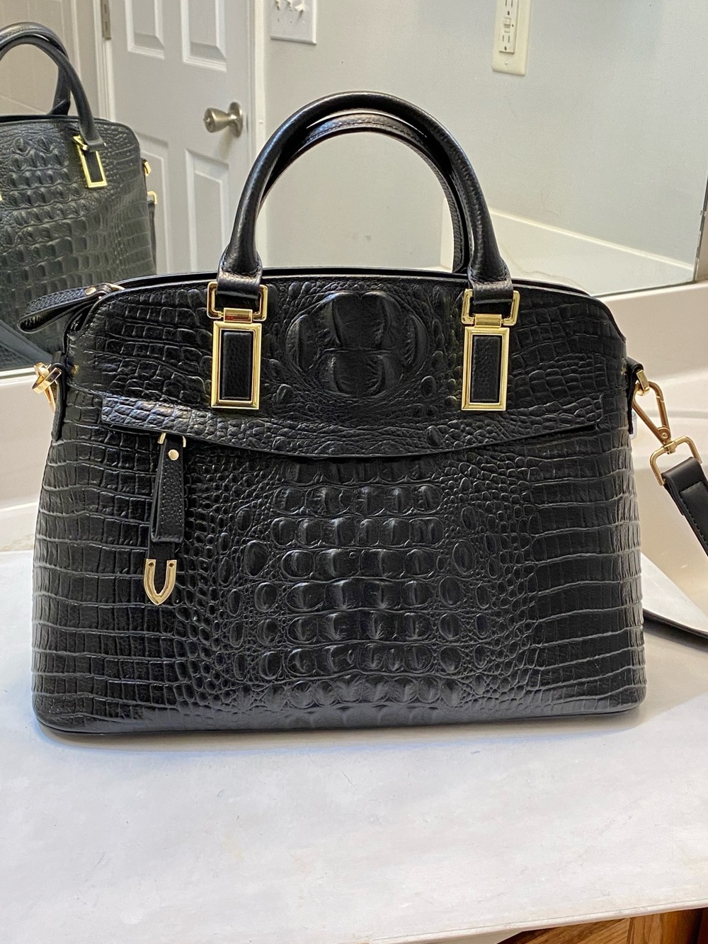 QIWANG  Genuine Leather bag, NEW, No Tag crocodile embossed pattern top handle
